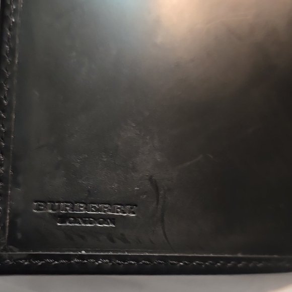 Burberry Checkered Wallet - Picture 6 of 16